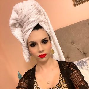 Meet your Posher, Tiffany